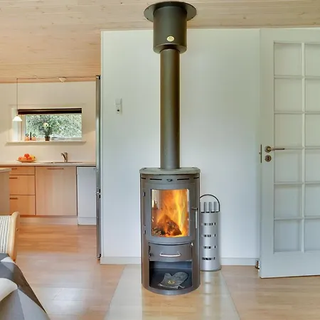 Micke - 3-2km From The Sea By Interhome *